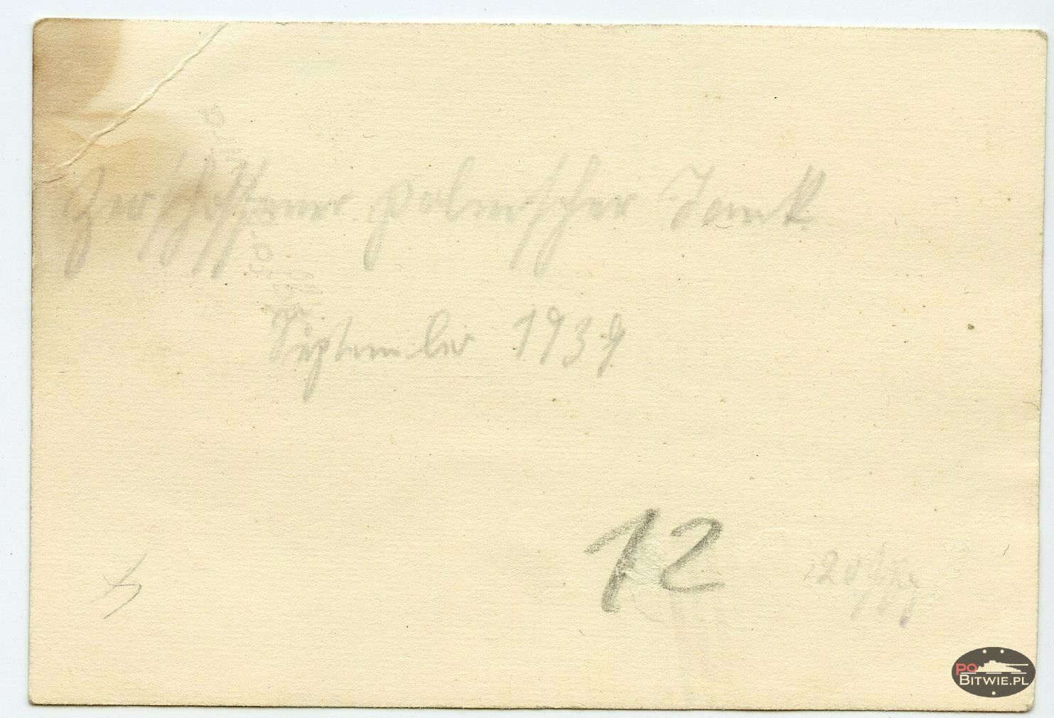 [PSW][#550]{002}{a} s.Pz.Sp.Wg (FU) Sd.Kfz.232 (8 Rad), II.!Aufkl.Rgt.(mot.).9, WH-753xx, Ujazdy (Wesoła)!Kąkolówka, duża dziura lewy przód, dach z boku rw.jpg