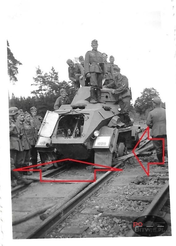 [PSW][#363]{101}{a} s.Pz.Sp.Wg (FU) Sd.Kfz.232 (6 Rad), Aufkl.Abt.(mot.).X, SS-10019, na torach.jpg