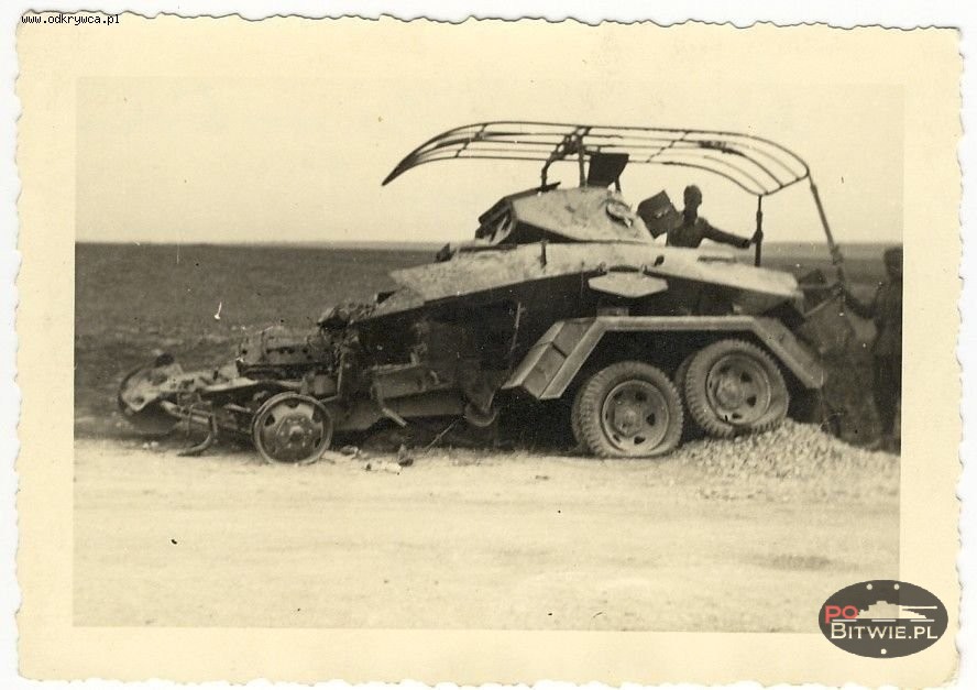 [PSW][#350]{022}{a} s.Pz.Sp.Wg (FU) Sd.Kfz.232 (6 Rad), Aufkl.Abt.(mot.).X, WH-207087, 'Ludendorf', droga Jędrzejów-Motkowice, brak przodu.jpg