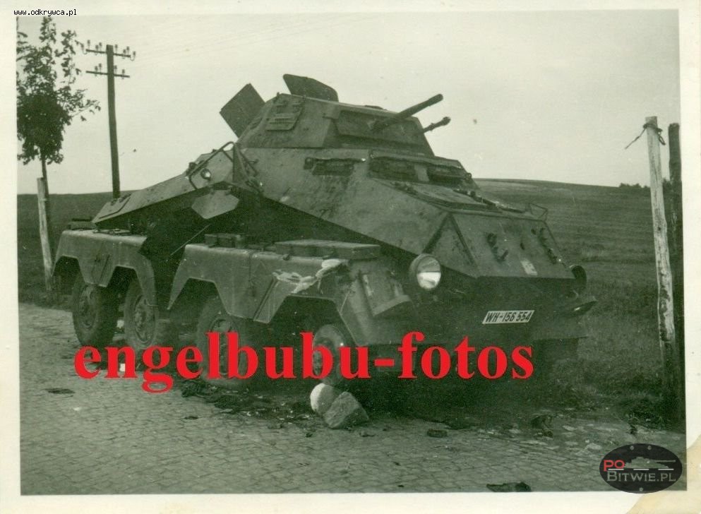 [PSW][#530]{101}{a} s.Pz.Sp.Wg Sd.Kfz.231 (8 Rad), Aufkl.Abt.(mot.).7, WH-156554, 2 dziury w przedniej płycie, brak przedniego koła.jpg