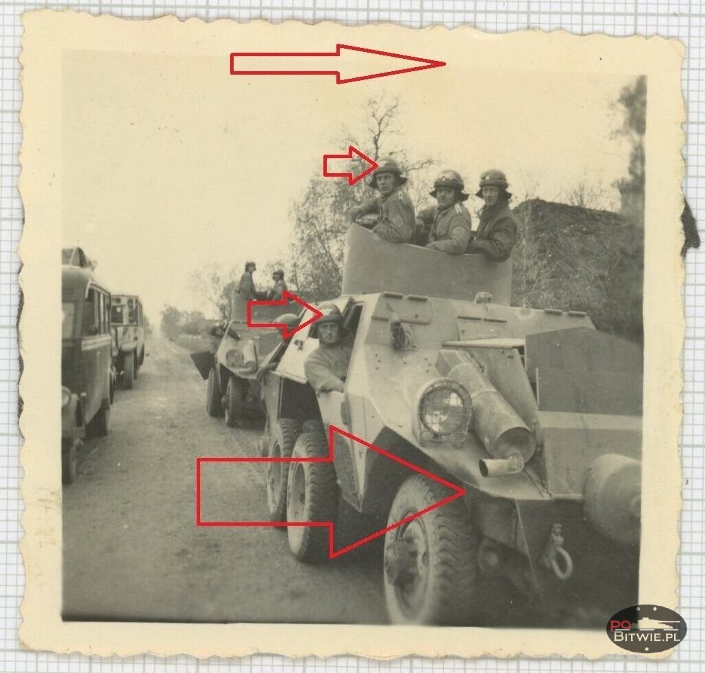 [Steyr ADGZ](011){a} Foto Polizei Panzer im Einsatz Oktober 1939 Polen aw.jpg