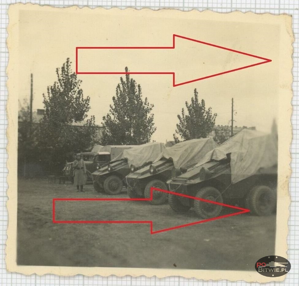 [Steyr ADGZ](012){a} Foto Polizei Panzer im Einsatz Oktober 1939 Polen Kielce aw.jpg